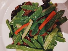 腊肉香肠炒豆瓣-上海人家花樣年华(虹口龙之梦店)