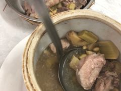马齿苋炖龙骨汤-台山第一家兴华黄鳝饭·黄鳝婆(彭沙坑总店)