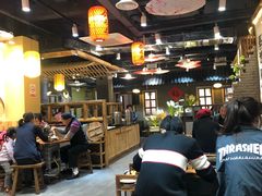 大堂-锅来乐地锅鸡(安亭店)
