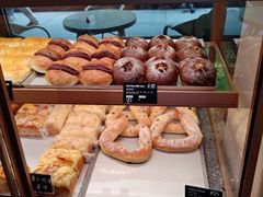 -Dough&Joe团憩(瑞虹天地月亮湾店)