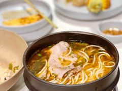 小锅米线-胡麻(静安嘉里店)