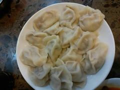 -周家大连水饺(美专校街店)