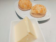 潮式菠萝油-潮福城大酒楼·潮味粤品·港式点心(湖滨北路店)