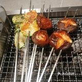 烤羊腿 这家店非常的好找,远远就能看见他家的招牌