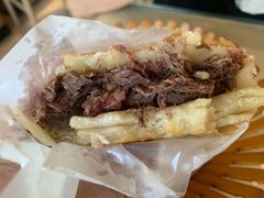 -闫家驴肉老店(华电一校店)
