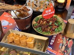 -何师烧烤Pro ·江湖川菜·小龙虾·精酿(太古里旗舰店)