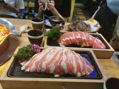 -湊湊火锅·茶憩(杭州湖滨银泰in77店)