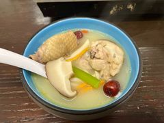 鲍鱼鸡煲-金龙·打边炉(南京西路店)