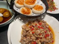 -凤凰湘语·平价海鲜餐厅(浦东旗舰店)