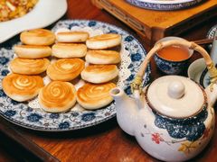 摩登粑粑-石屏会馆