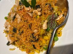 菠萝炒饭-帕蓝·暹罗料理(大学路店)