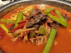 老君山酸萝卜煨鸡杂-院8里·少城记忆老川菜(宽窄巷子店)