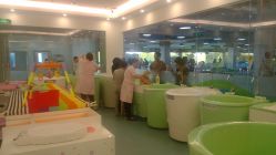 -海豚湾婴儿游泳(塘沽店)