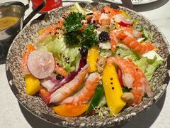 芒果多虾沙拉-CRAZYONES克芮旺斯西班牙餐厅(苏州中心店)