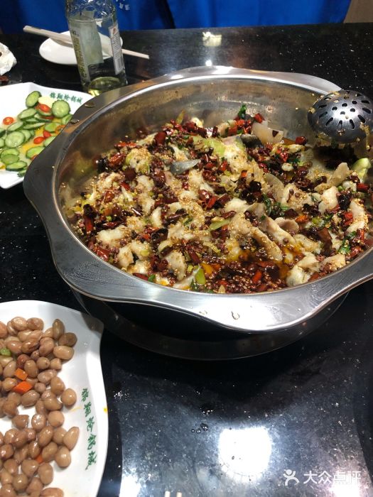 锦翔炝锅城(五路口店)锦翔炝锅藏龙鱼图片