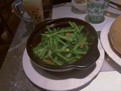 -港丽餐厅(高德置地店)