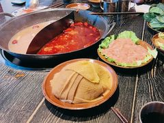 -冯校长老火锅(中联广场店)