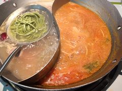 -左庭右院鲜牛肉火锅(金山万达店)