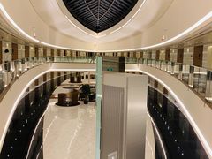 -上海滴水湖皇冠假日酒店