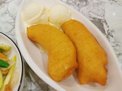 冰淇淋配炸香蕉-关夫人餐厅(阳光广场店)