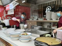 -钟方模白家肥肠粉(春熙店)