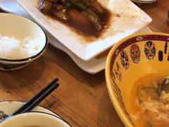 -鹤乡东北菜(崮山路店)