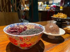 -八月美食小馆(银泰城总店)