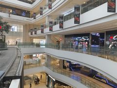 -LuOne凯德晶萃广场(徐家汇路店)