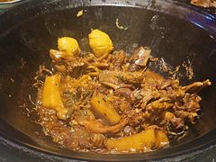 -鱼窝棚柴火铁锅炖(富山屯店)