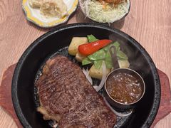 -玛格萝妮比萨屋(四平店)