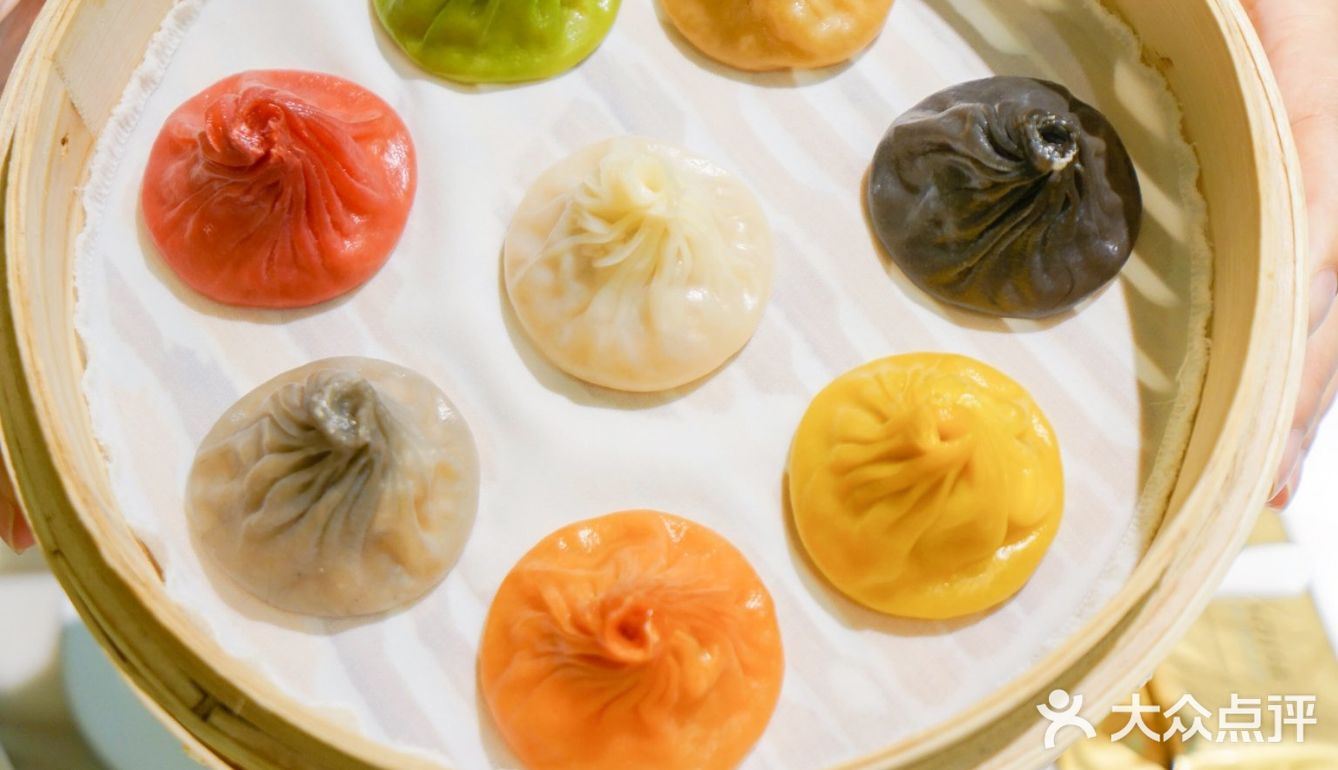 吃小笼包上瘾[调皮]八色八味小笼包绝绝子