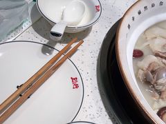 -三人行骨头王火锅(长寿店)