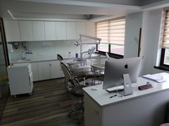 -Dr.Z dental仁康种植矫正中心
