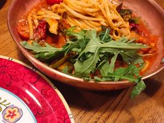 牛肉辣油意面-I HOLIC艾豪丽披萨(KKone店)