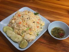 海鲜炒饭-Ruam Saep Yok Khok Som Tam