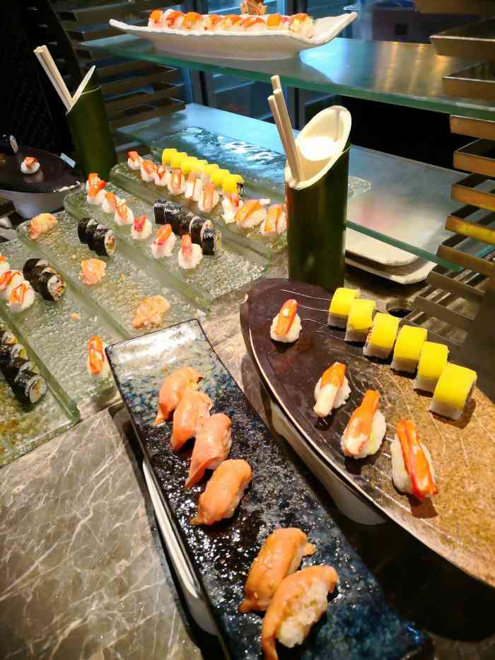 星伦多海鲜自助餐厅(华润万象城店)