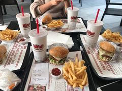 -The Habit Burger Grill 哈比特汉堡(爱琴海店)
