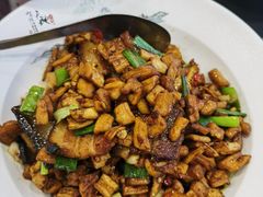 -春和楼湘辣家常菜