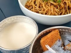 -一坐一忘云南菜(嘉里中心店)