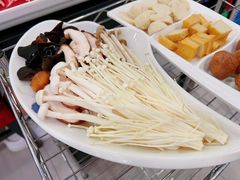 -楼外楼大刀肉传统火锅(西安大路店)