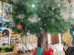 -钟书阁(松江泰晤士小镇店)