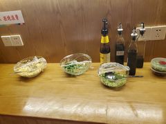 -白乐天毛肚火锅馆(解放碑店)