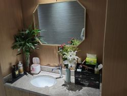 -苑苑vbeauty科技美容SPA