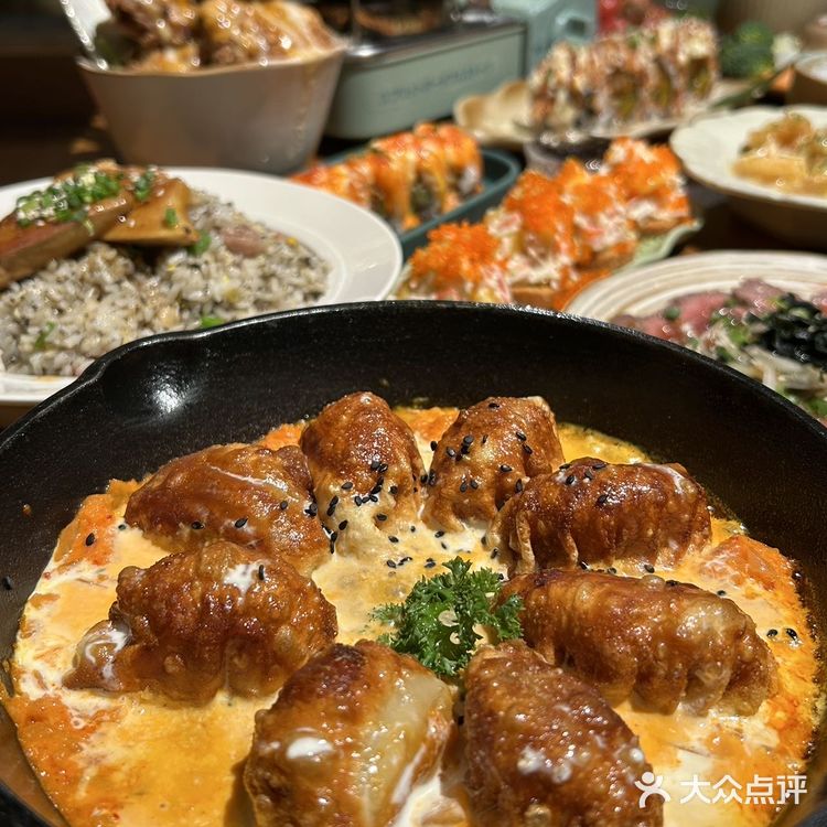 如果感到emo😈就来吃顿漂亮饭吧！