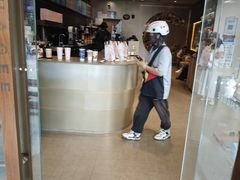 -浦江城市生活广场(江月路店)