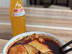 -老字号杨坡红油米线腊汁肉夹馍(东四道巷店)