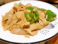 -东北农家院·铁锅炖(莘庄店)