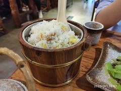 土豆焖饭-滇香肴·云南菜蒸汽石锅鱼(云南北路店)