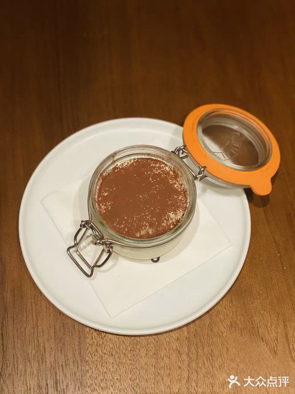 来浦东嘉里城喝红酒吃西餐啦~