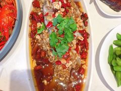 蒜爆鱼-杨氏青龙虾·羊蝎子(托乐嘉店)